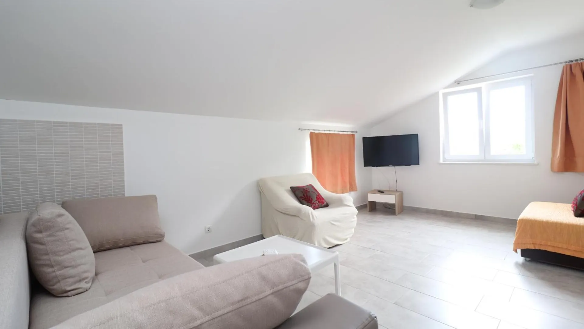 House Tia With Jacuzzi And Bbq In A Green Oasis Opatija Villa